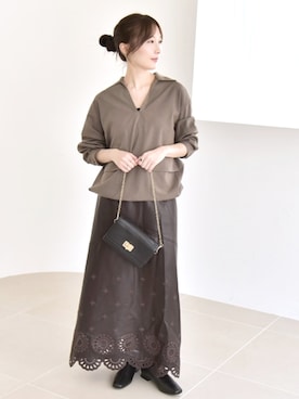 「スキッパーシャツ」｜穂坂さん（レディース・156cm）の秋コーディネート