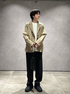 「SHIPS（シップス）のアイテム（パンツ）」を使った、山田さん（メンズ・162cm）の春コーディネート