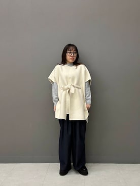 「アイテム（ポンチョ）」を使った、ayane nishiさん（レディース・155cm）の秋コーディネート