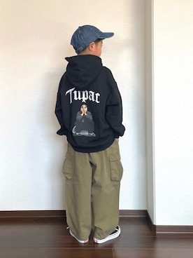 「アイテム（シューズ）」を使った、ryoooutaaaさん（キッズ・129cm）の秋コーディネート