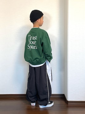 「アイテム（パンツ）」を使った、ryoooutaaaさん（キッズ・129cm）の秋コーディネート