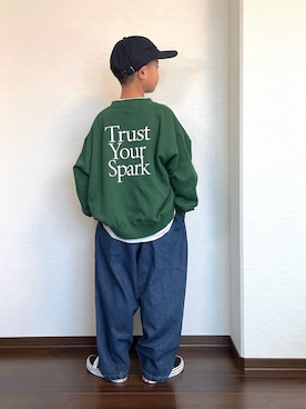 「アイテム（パンツ）」を使った、ryoooutaaaさん（キッズ・129cm）の秋コーディネート