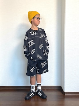 「アイテム（レッグウェア）」を使った、ryoooutaaaさん（キッズ・129cm）の秋コーディネート