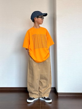 「PAIRMANON STREET（ペアマノンストリート）の【PAIRMANON STREET】サーカス バルーン シルエット パンツ（カーゴパンツ、ベージュ系）」を使った、ryoooutaaaさん（キッズ・135cm）の夏コーディネート