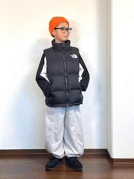 「アイテム（パンツ）」を使った、ryoooutaaaさん（キッズ・129cm）の冬コーディネート