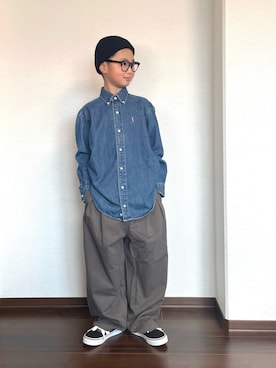 「アイテム（シューズ）」を使った、ryoooutaaaさん（キッズ・129cm）の秋コーディネート