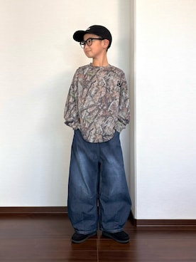 「PAIRMANON STREET（ペアマノンストリート）の【マルチファンクション】 吸水速乾 長袖 Tシャツ【PAIRMANON STREET】（Tシャツ/カットソー、ブラウン系）」を使った、ryoooutaaaさん（キッズ・135cm）の秋コーディネート