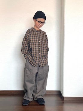 「アイテム（トップス）」を使った、ryoooutaaaさん（キッズ・129cm）の秋コーディネート