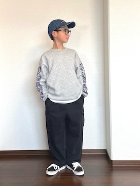 「アイテム（カーゴパンツ）」を使った、ryoooutaaaさん（キッズ・129cm）の冬コーディネート