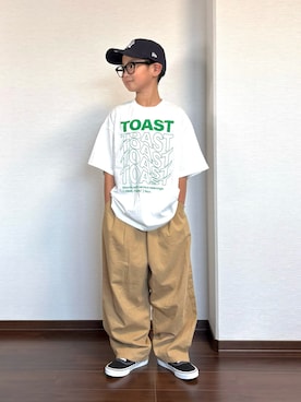 「PAIRMANON STREET（ペアマノンストリート）の【PAIRMANON STREET】サーカス バルーン シルエット パンツ（カーゴパンツ、ベージュ系）」を使った、ryoooutaaaさん（キッズ・135cm）の夏コーディネート