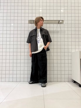 「SENSE OF PLACE by URBAN RESEARCH(センスオブプレイスバイアーバンリサーチ)の『別注』『イージーケア/接触冷感』The Met×SENSE OF PLACE S/S T-SHIRTS(Gogh)A(Tシャツ/カットソー、ホワイト系)」を使った、shinshinさん(メンズ・166cm)の夏コーディネート
