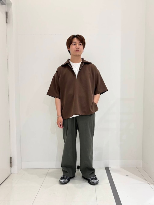 『ユニセックス』シシュウポンチショートスリーブTシャツ