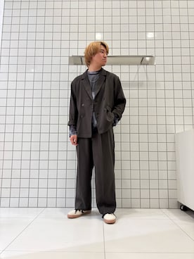 「SENSE OF PLACE by URBAN RESEARCH（センスオブプレイスバイアーバンリサーチ）の『イージーケア/速乾』リネンライクタックワイドスラックス（その他パンツ、グレー系）」を使った、shinshinさん（メンズ・166cm）の春コーディネート
