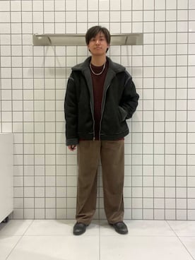 「冬の差し色コーデ」｜「アイテム（ジャケット/アウター）」を使った、shinshinさん（メンズ・166cm）の秋コーディネート