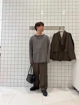 「アイテム（ボストンバッグ）」を使った、shinshinさん（メンズ・166cm）の秋コーディネート