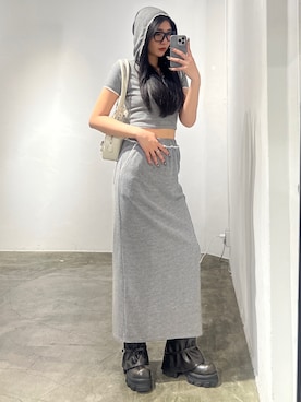 「EMODA（エモダ）のアイテム（バッグ）」を使った、永田真弓さん（レディース・168cm）の春コーディネート