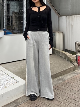 「アイテム（キャミソール）」を使った、永田真弓さん（レディース・168cm）の秋コーディネート