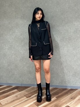 「EMODA（エモダ）のアイテム（ベスト）」を使った、永田真弓さん（レディース・168cm）の秋コーディネート