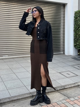 「アイテム（デニムジャケット）」を使った、永田真弓さん（レディース・168cm）の夏コーディネート