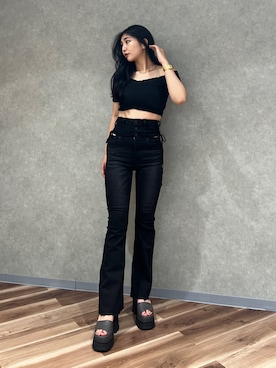 「EMODA（エモダ）のタンクラバーサンダル（サンダル）」を使った、永田真弓さん（レディース・168cm）の夏コーディネート