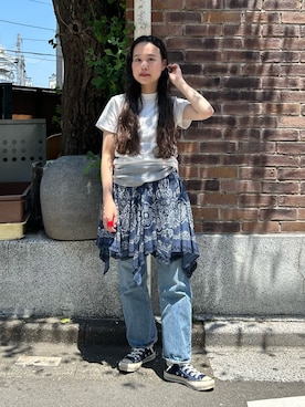 「BEAMS BOY（ビームスボーイ）のBEAMS BOY / ボーイ ベーシック Tシャツ（Tシャツ/カットソー、ホワイト系）」を使った、黒田 彩乃さん（レディース・153cm）の春コーディネート