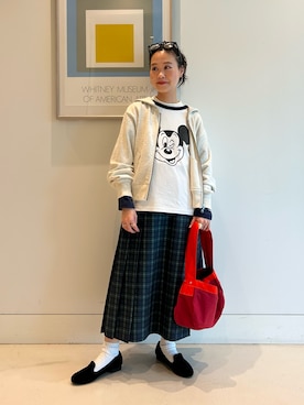「BEAMS BOY（ビームスボーイ）のセーラー スウェット フルジップ（パーカー）」を使った、黒田 彩乃さん（レディース・153cm・30代）の秋コーディネート