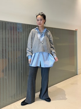 「アイテム（ファッション雑貨）」を使った、黒田 彩乃さん（レディース・153cm）の秋コーディネート