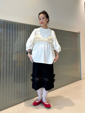 「アイテム（その他トップス）」を使った、黒田 彩乃さん（レディース・153cm）の秋コーディネート