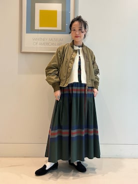 「アイテム（MA-1）」を使った、黒田 彩乃さん（レディース・153cm）の夏コーディネート