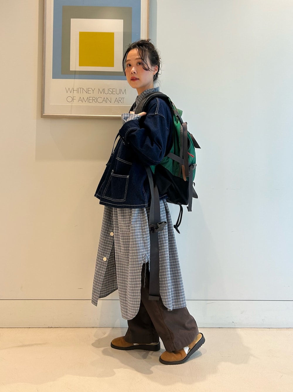 「GREGORY、Gregory、リュック、バックパック、ワンピース、デニムジャケット、チノパン、いいね、save、フォローお願いします🤑、低身長、低身長コーデ」｜「GREGORYの【別注】GREGORY / VINTAGE DAY AND A HALF（バックパック/リュック、グリーン系）」を使った、黒田 彩乃さん（骨格ストレート・レディース・153cm）の夏コーディネートの1枚目の写真