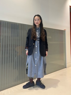 「アイテム（テーラードジャケット）」を使った、黒田 彩乃さん（レディース・153cm）の秋コーディネート