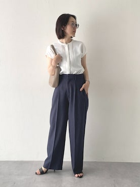 「nissen（ニッセン）のストレッチパウダーサテンピンタックフレンチスリーブブラウス（しわになりにくい・速乾・洗濯機OK・UVカット・接触冷感）＜大きいサイズ有＞（シャツ/ブラウス、ホワイト系）」を使った、あやぱんさん（レディース・157cm）の春コーディネート