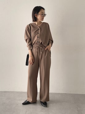 「nissen（ニッセン）の【しわシャキ】裾スリットシャツカーディガン（防しわ・形態安定・接触冷感・UVカット）＜大きいサイズ有＞（カーディガン/ボレロ、ブラウン系）」を使った、あやぱんさん（レディース・157cm）の春コーディネート