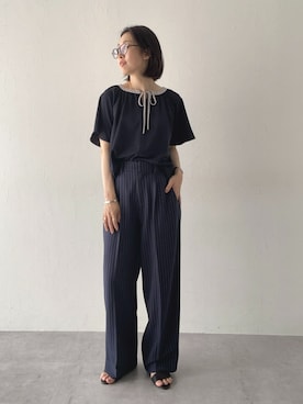 「nissen（ニッセン）のストライプタックワイドパンツ（しわになりにくい・速乾・UVカット）＜大きいサイズ有＞（スラックス、ブルー系）」を使った、あやぱんさん（レディース・157cm）の春コーディネート