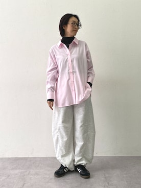「nissen（ニッセン）の＜大きいサイズ＞ゆるシルエットストライプシャツ（シャツ/ブラウス、ピンク系）」を使った、あやぱんさん（レディース・157cm）の春コーディネート