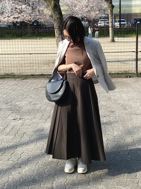 「nissen（ニッセン）のハイゲージコンパクト 5分袖リュクスニット＜大きいサイズ有＞（ニット/セーター、ブラウン系）」を使った、あやぱんさん（レディース・157cm）の春コーディネート