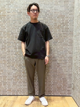 「Grand PARK（グランドパーク）のナイロンリップストレッチイージーパンツ（その他パンツ、グリーン系）」を使った、Grand PARK MENSさん（メンズ・168cm）の春コーディネート