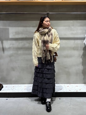 「アイテム（ヘアアクセサリー）」を使った、yuminaさん（レディース・160cm）の秋コーディネート