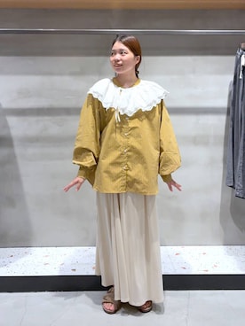 「アイテム（付け襟）」を使った、yuminaさん（レディース・160cm）の秋コーディネート