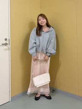 「LOWRYS FARM（ローリーズファーム）の【500mlペットボトル収納可】フラップショルダーＢＡＧ 1046881（ショルダーバッグ、ホワイト系）」を使った、yuminaさん（レディース・160cm）の秋コーディネート