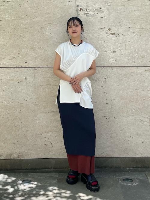 ASYMME CURVE LINE TOP / アシメカーブライントップ