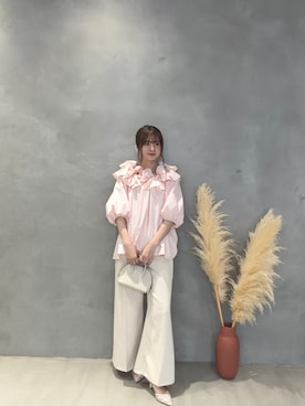 「MERAKI（メラキ）のボリュームリボンオフショルブラウス（シャツ/ブラウス、ピンク系）」を使った、あすchanさん（レディース・157cm）の夏コーディネート