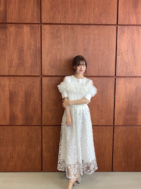 「MERAKI（メラキ）のフリルオフショルトップス（その他トップス、ホワイト系）」を使った、あすchanさん（レディース・157cm）の夏コーディネート