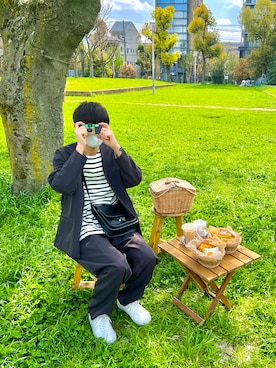 「ピクニック」｜「アイテム（セットアップ）」を使った、おかぴさん（メンズ・168cm）の春コーディネート