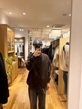 「URBAN RESEARCH DOORS（アーバンリサーチドアーズ）の『XLサイズ/WEB限定/仁村紗和さん着用』『UR TECH 200日ニット』シャツ カーディガン（カーディガン/ボレロ）」を使った、小川さん（メンズ・168cm）の秋コーディネート