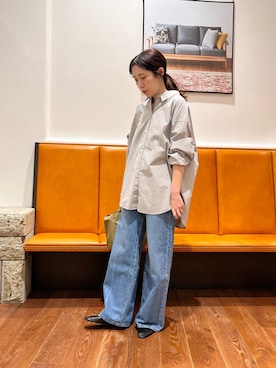「URBAN RESEARCH DOORS（アーバンリサーチドアーズ）の刺繍チェックシャツ（シャツ/ブラウス、ブルー系）」を使った、ASADAさん（レディース・160cm）の春コーディネート