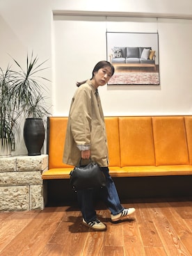 「アイテム（ステンカラーコート）」を使った、ASADAさん（レディース・160cm）の秋コーディネート