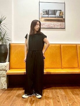 「URBAN RESEARCH DOORS（アーバンリサーチドアーズ）のアイテム（オールインワン・サロペット）」を使った、浅田　歩さん（レディース・160cm）の夏コーディネート