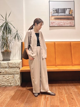「URBAN RESEARCH DOORS（アーバンリサーチドアーズ）の『UR TECH』完声/涼ドルマン半袖シャツ（シャツ/ブラウス、ベージュ系）」を使った、ASADAさん（レディース・160cm）の春コーディネート