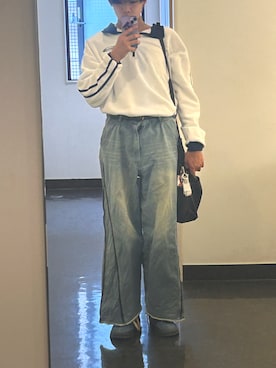 「アイテム（デニムパンツ）」を使った、tmさん（メンズ・178cm・10代）の秋コーディネート